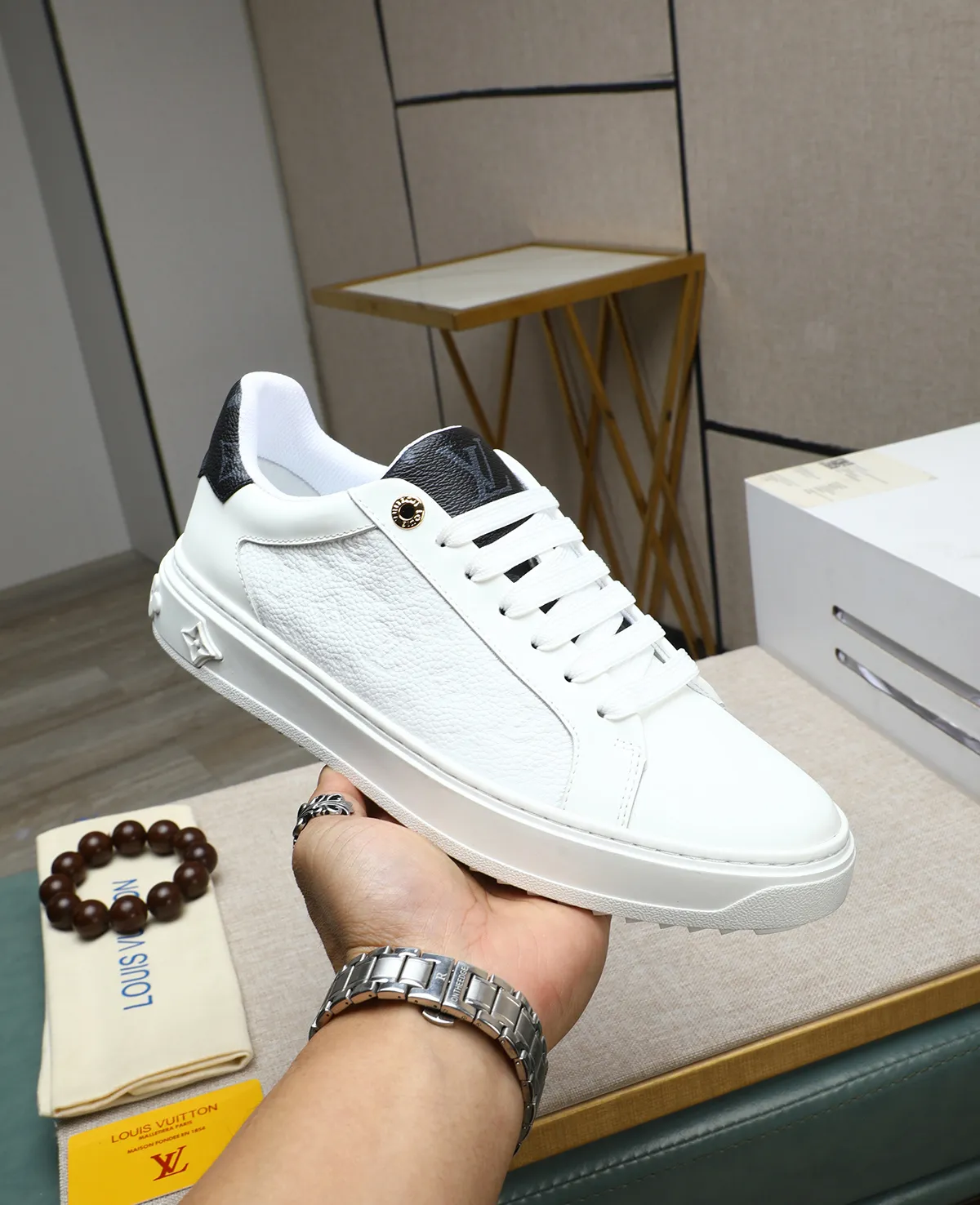 Men's men's shoes 💰540 📛📛(Niuli) high-end [LOUIS VUITTON] Louis Vuitton official website synchronized new products 👟Milan fashion catwalk style 🇰🇾🇰🇾LV family logo, celebrity style, a must-have for fashionistas ⚠️Top-layer calfskin ➕Cow leather lining ➕Mesh lining Official website original special outsole👞Number 38-44
